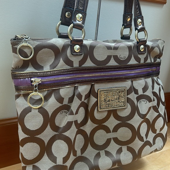COACH Op Art Poppy Tote Tan Brown Signature C's Purple Leather Trim, EUC - Picture 2 of 9